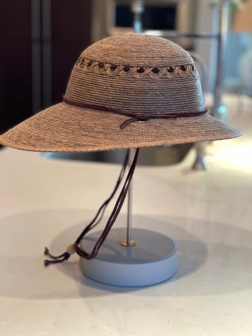 Tula Brand Laurel Lattice Palm Straw Facesaver Sun Hat w/ Chin cord - Picture 5 of 14
